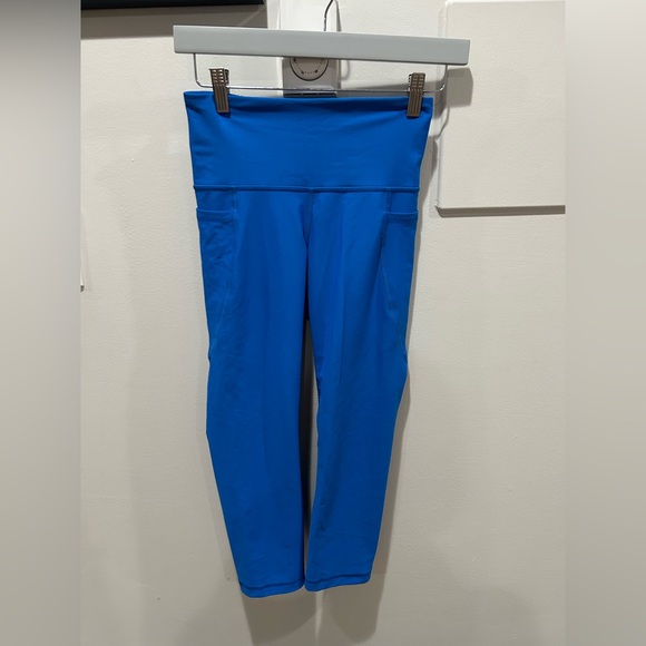 Old Navy High-Waisted PowerSoft Crop Leggings Women's Size Small Pockets - Picture 1 of 3